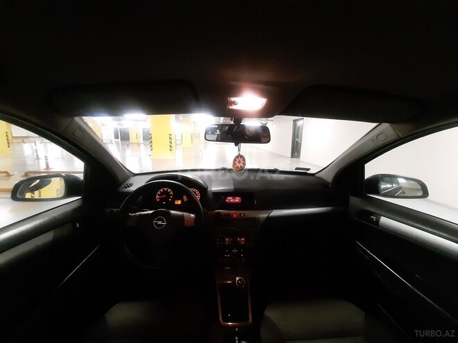 Opel Astra 2006, 182,000 km - 1.4 l - Gəncə