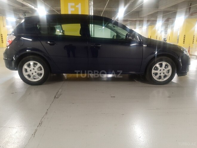 Opel Astra 2006, 182,000 km - 1.4 l - Gəncə