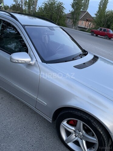 Mercedes E 220 2007, 236,000 km - 2.2 l - Göyçay