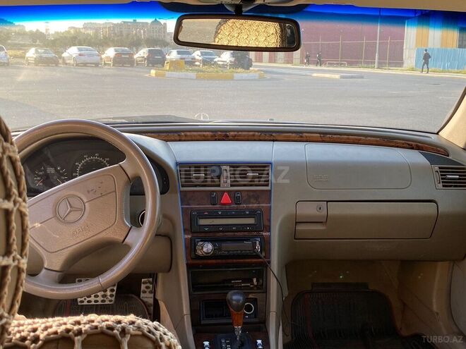 Mercedes C 230 1997, 227,000 km - 2.3 л - Bakı