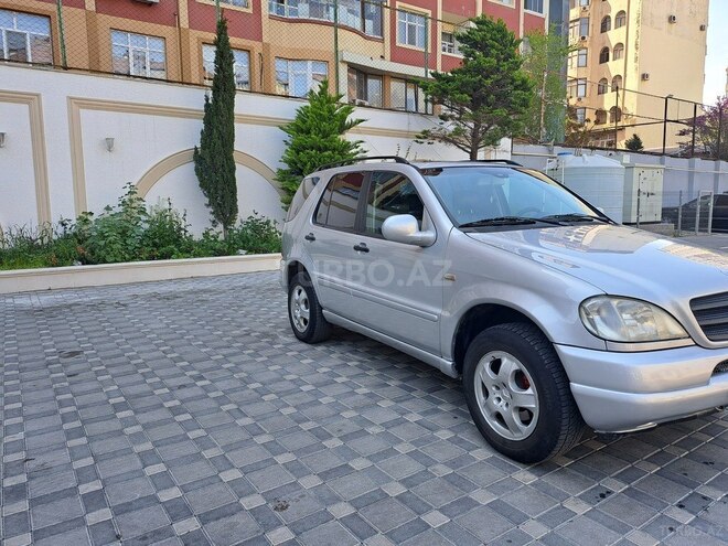Mercedes ML 270 2000, 308,000 km - 2.7 l - Bakı