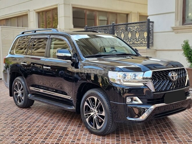 Toyota Land Cruiser 2019, 56,000 km - 4.0 l - Bakı