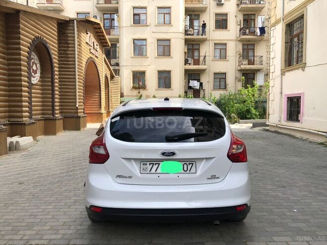 Ford Focus 2013, 211,000 km - 2.0 л - Bakı