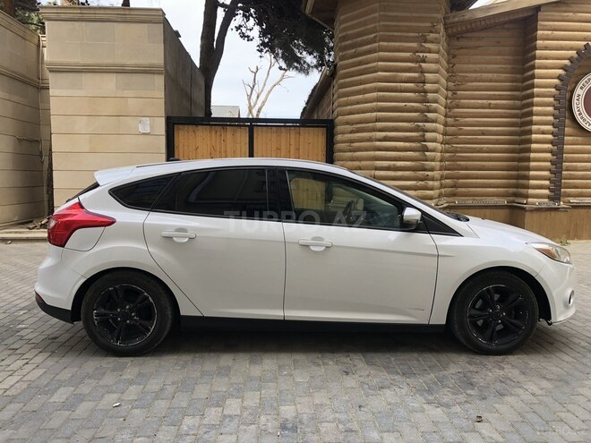 Ford Focus 2013, 211,000 km - 2.0 л - Bakı