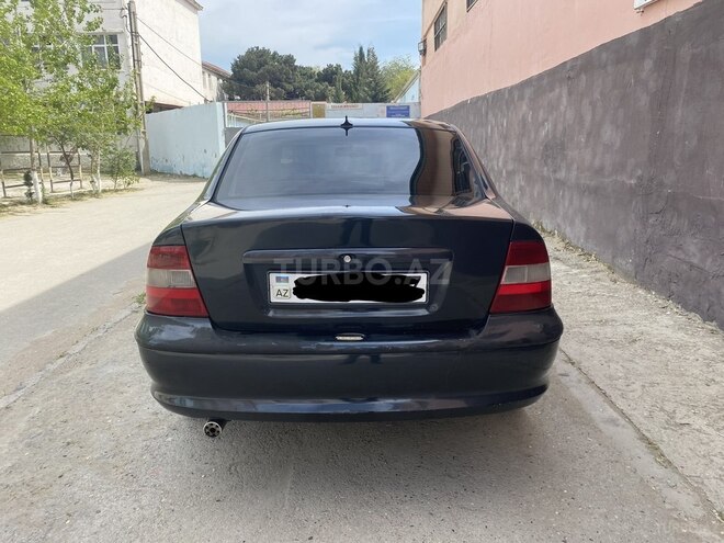 Opel Vectra 1997, 314,500 km - 1.6 l - Sumqayıt
