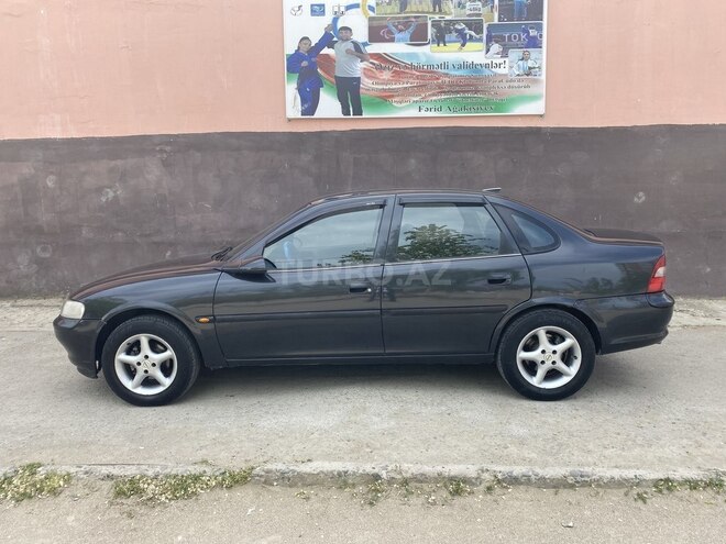 Opel Vectra 1997, 314,500 km - 1.6 l - Sumqayıt