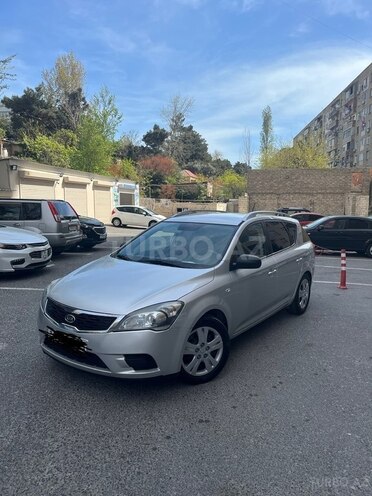 Kia Ceed 2009, 292,000 km - 1.6 l - Bakı