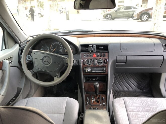 Mercedes C 180 1998, 371,782 km - 1.8 l - Bakı
