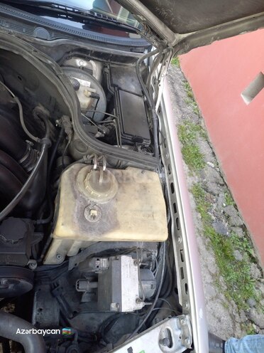 Mercedes C 220 1998, 700,000 km - 2.2 л - Balakən