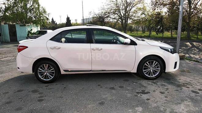 Toyota Corolla 2014, 146,500 km - 2.0 л - Bakı