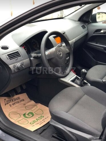 Opel Astra 2006, 312,000 km - 1.4 l - Bakı