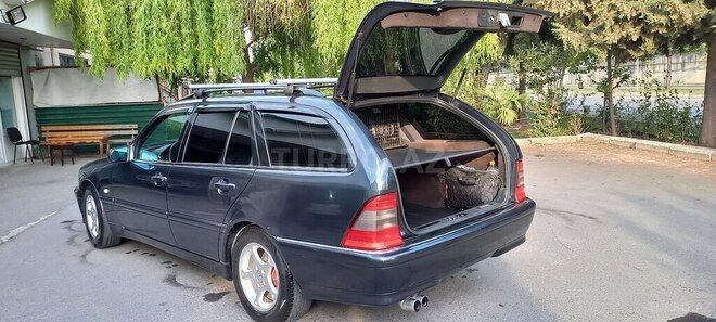 Mercedes C 180 1997, 384,000 km - 1.8 l - Zaqatala