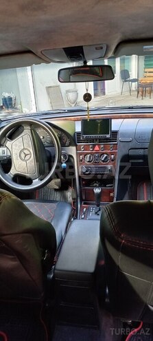 Mercedes C 180 1997, 384,000 km - 1.8 l - Zaqatala