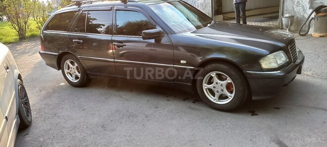 Mercedes C 180 1997, 384,000 km - 1.8 l - Zaqatala