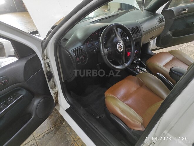 Volkswagen Golf 1998, 295,000 km - 1.6 l - Bakı
