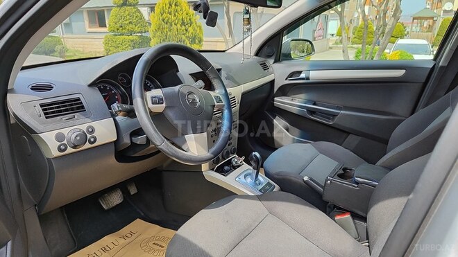 Opel Astra 2007, 255,000 km - 1.6 l - Bakı