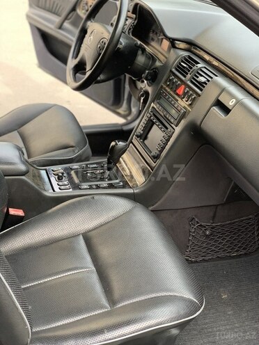 Mercedes E 320 2001, 94,851 km - 3.2 l - Bakı
