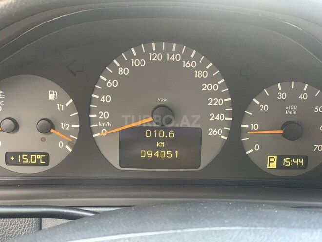 Mercedes E 320 2001, 94,851 km - 3.2 l - Bakı