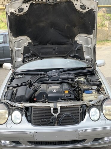 Mercedes E 320 2001, 94,851 km - 3.2 l - Bakı