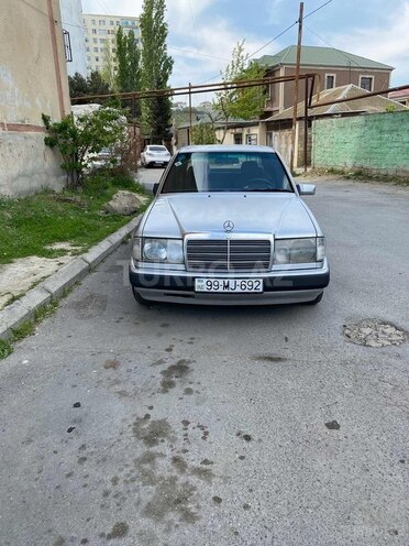 Mercedes E 220 1993, 344,300 km - 2.2 l - Bakı