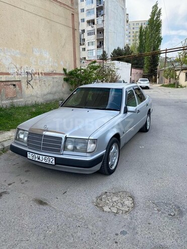 Mercedes E 220 1993, 344,300 km - 2.2 l - Bakı