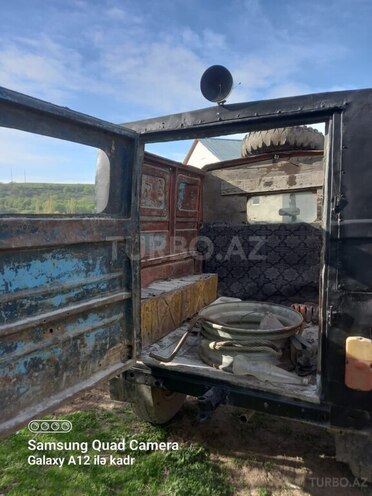 GAZ 69 1975, 300,000 km - 2.5 l - Quba