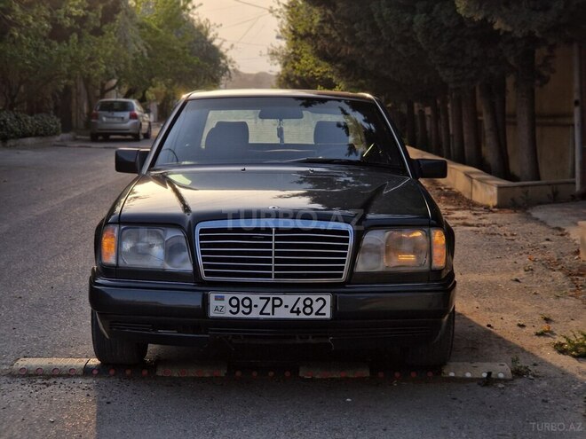 Mercedes E 280 1994, 425,000 km - 2.8 л - Bakı