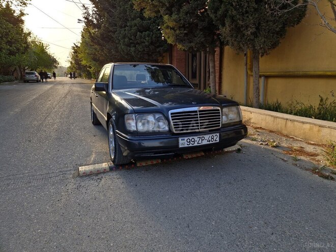 Mercedes E 280 1994, 425,000 km - 2.8 л - Bakı