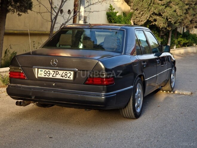 Mercedes E 280 1994, 425,000 km - 2.8 л - Bakı