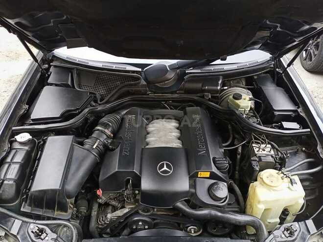 Mercedes E 240 2001, 375,000 km - 2.4 л - Bakı