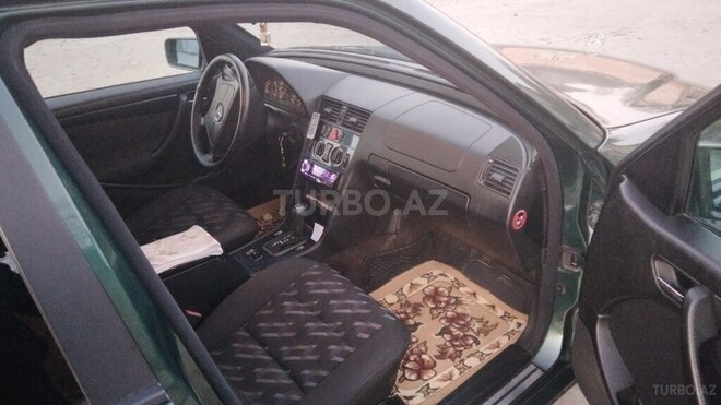 Mercedes C 180 1999, 320,000 km - 1.8 l - Şamaxı