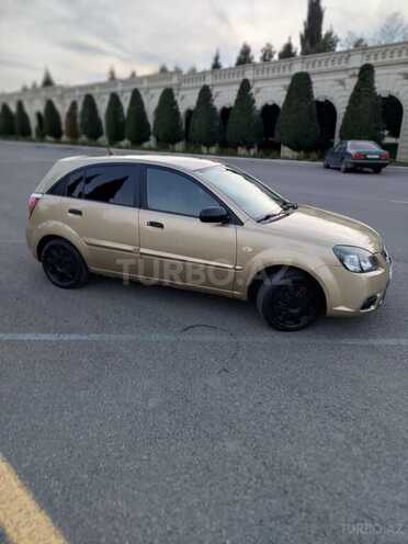 Kia Rio 2010, 280,000 km - 1.4 л - Gəncə