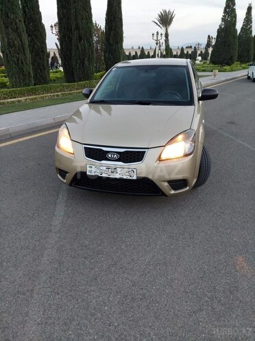 Kia Rio 2010, 280,000 km - 1.4 л - Gəncə