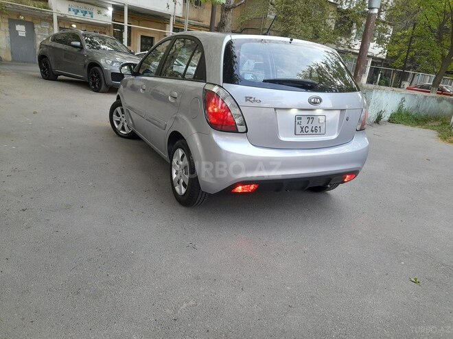 Kia Rio 2010, 121,000 km - 1.4 л - Bakı