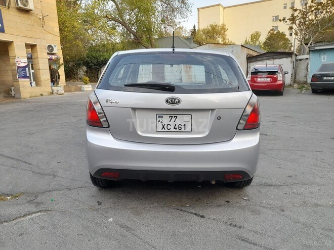 Kia Rio 2010, 121,000 km - 1.4 л - Bakı