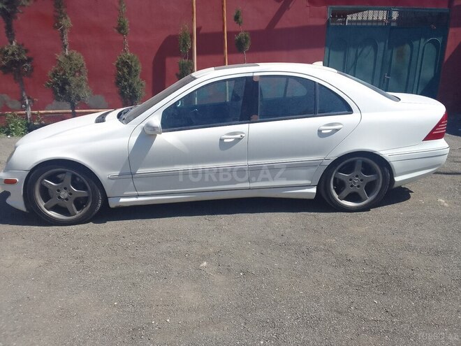 Mercedes C 32 AMG 2001, 345,487 km - 3.2 l - Bakı
