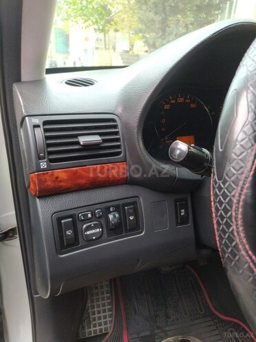 Toyota Avensis 2003, 280,000 km - 2.0 l - Bakı