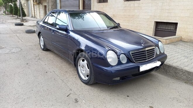 Mercedes E 220 1999, 324,000 km - 2.2 l - Bakı