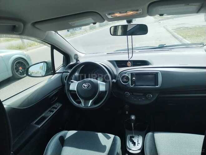 Toyota Vitz 2012, 56,000 km - 1.3 л - Sumqayıt
