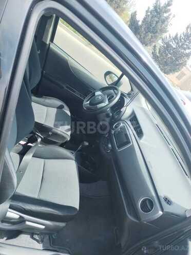 Toyota Vitz 2012, 56,000 km - 1.3 л - Sumqayıt