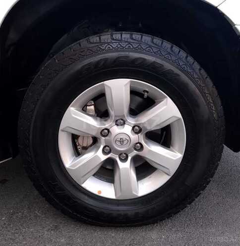 Toyota Prado 2014, 140,000 km - 2.7 л - Bakı