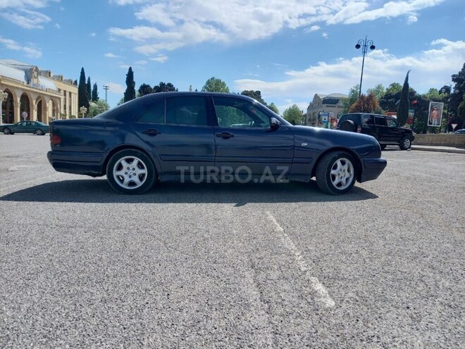 Mercedes E 220 1998, 350,000 km - 2.2 l - Bakı