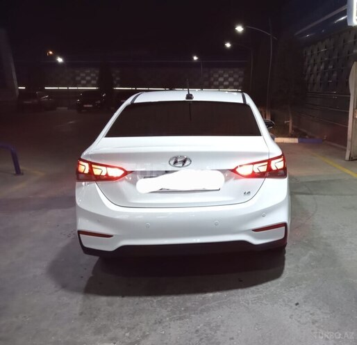 Hyundai Accent 2017, 94,000 km - 1.6 л - Bakı