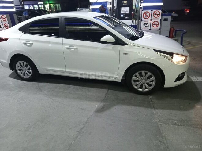 Hyundai Accent 2017, 94,000 km - 1.6 л - Bakı