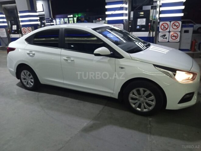 Hyundai Accent 2017, 94,000 km - 1.6 л - Bakı