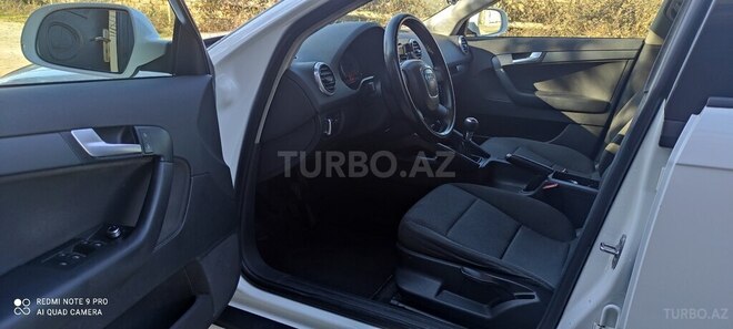 Audi A3 2011, 216,000 km - 1.6 л - Bakı