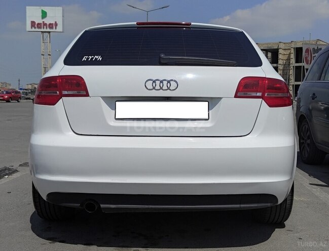 Audi A3 2011, 216,000 km - 1.6 л - Bakı