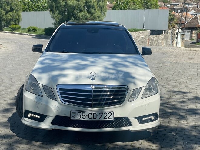 Mercedes E 200 2011, 210,000 km - 1.8 л - Şəki