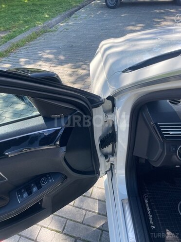 Mercedes E 200 2011, 210,000 km - 1.8 л - Şəki