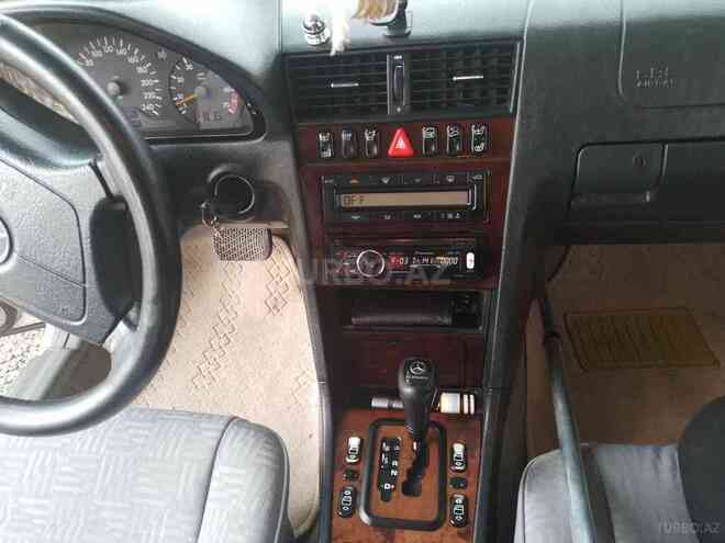 Mercedes C 200 2000, 670,000 km - 2.0 l - Biləsuvar